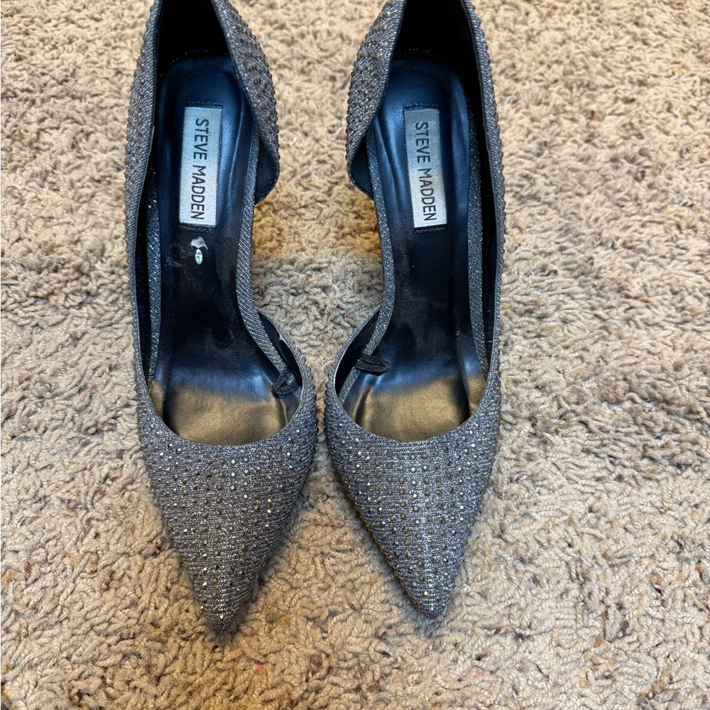 Steve Madden Black and Silver Heels Pointed Toe Elegance